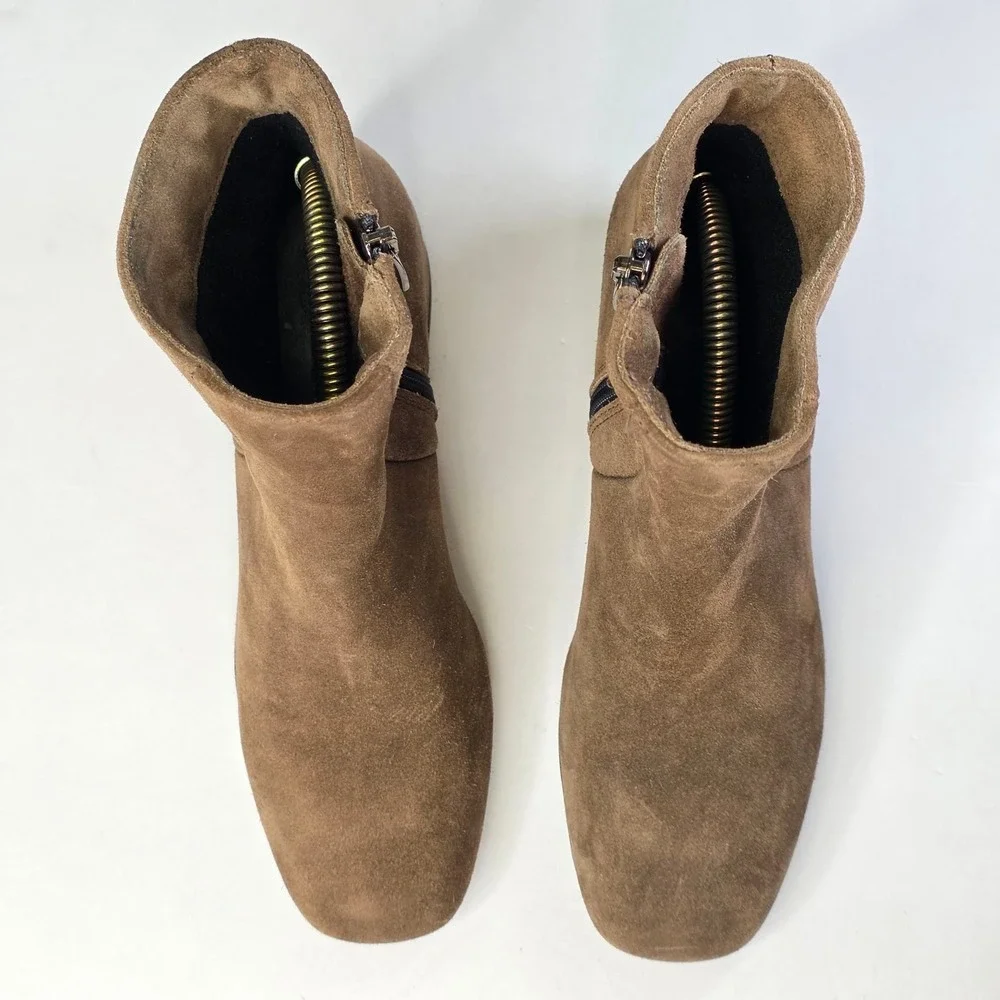 La Canadienne Boots Women's Size 5.5 M Brown Suede Ankle Zip Casual Shoes Canada